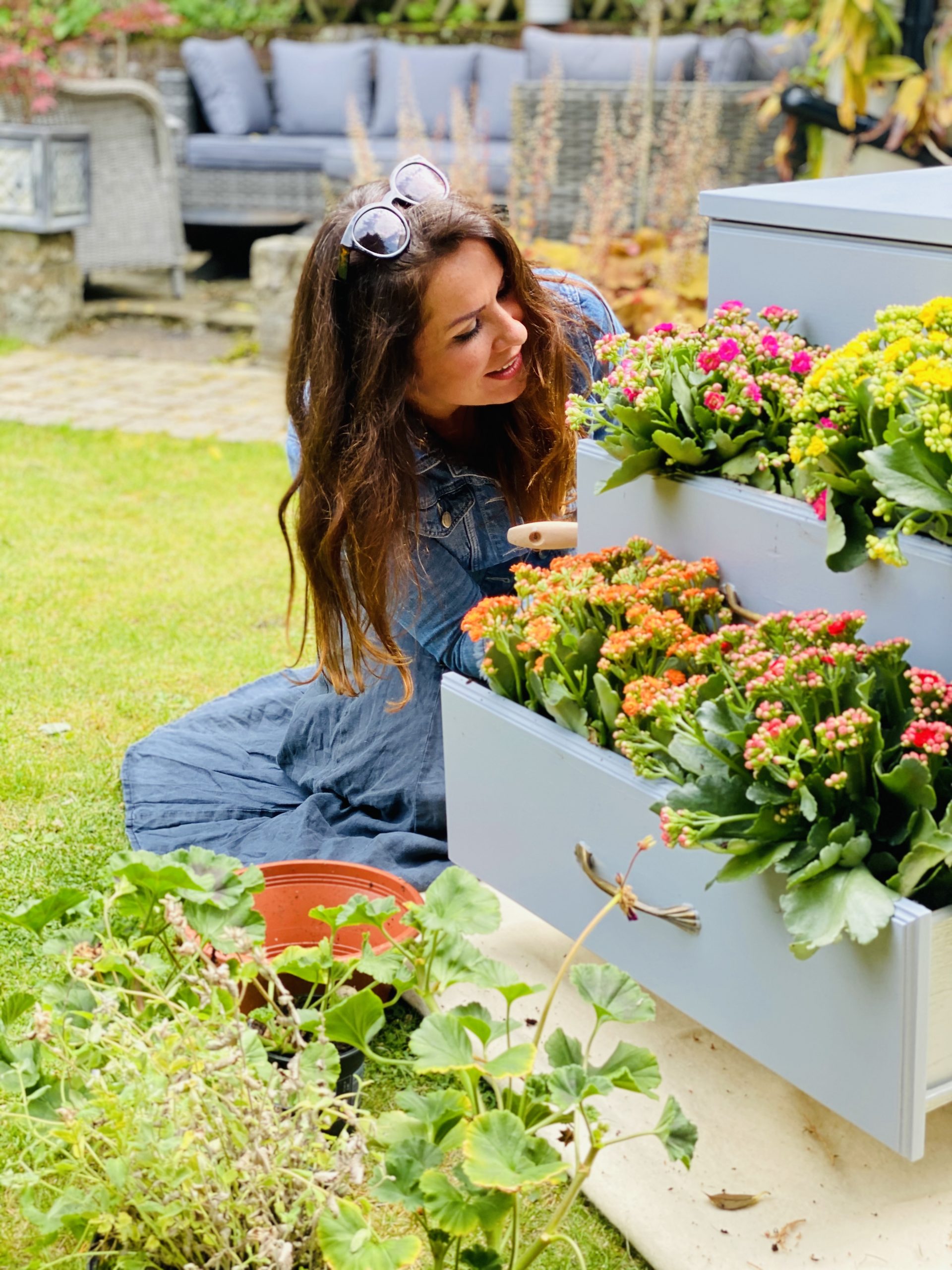 DIY expert Georgina Burnett transforms a chest of drawers into a decorative planter.