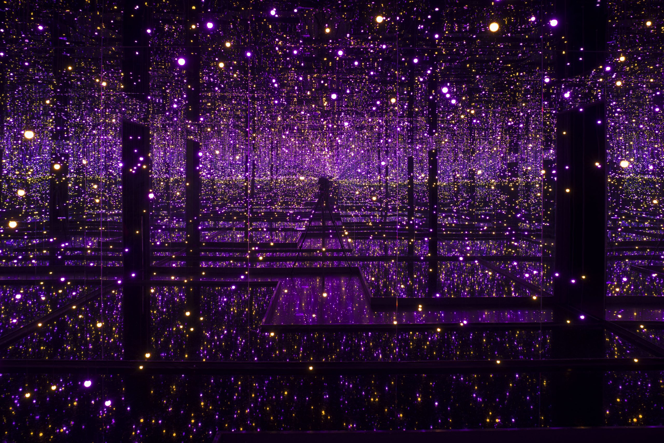 A purple horizon full of stars - the beautiful view inside Yayoi Kusama's Infinity Mirrored Room