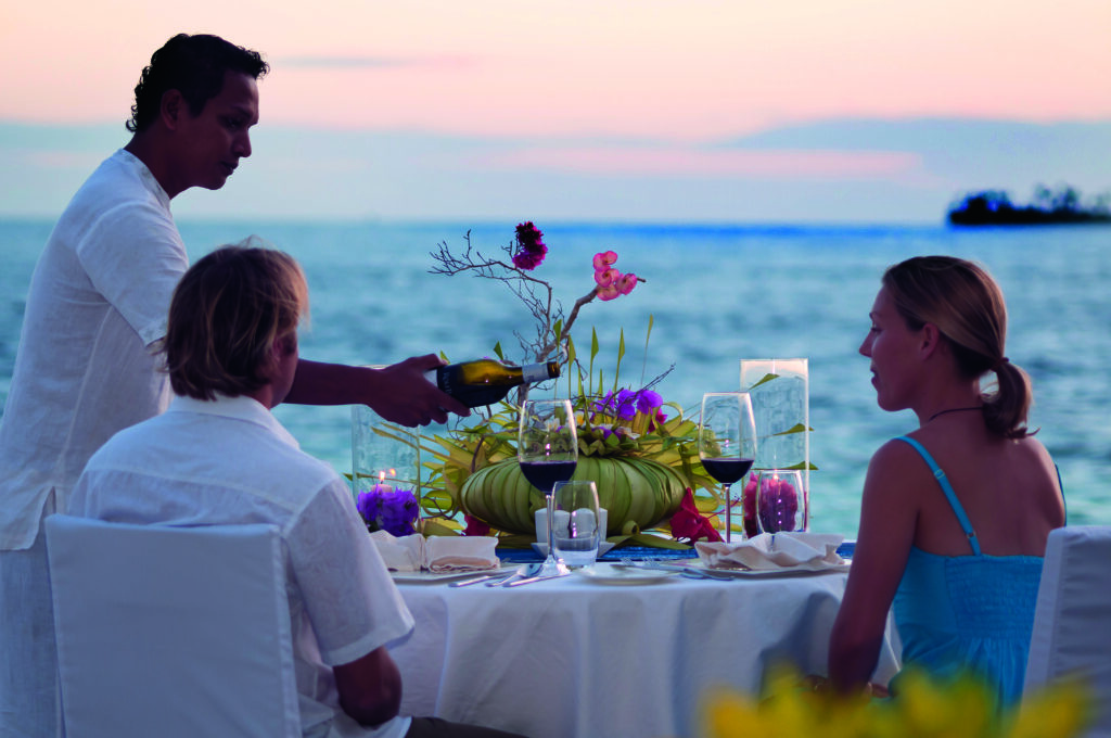 beachside dining 