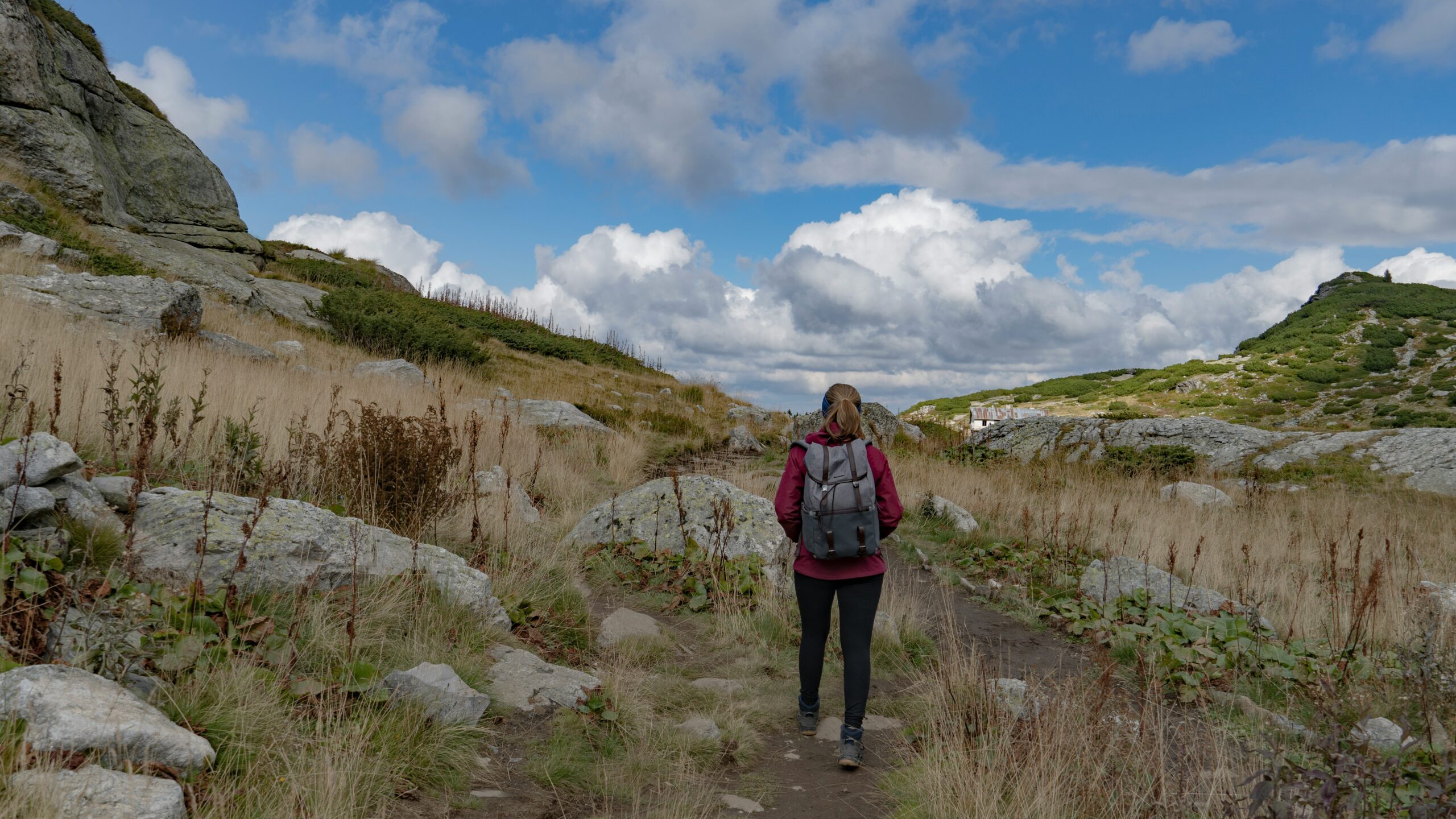 woman hiking alone 