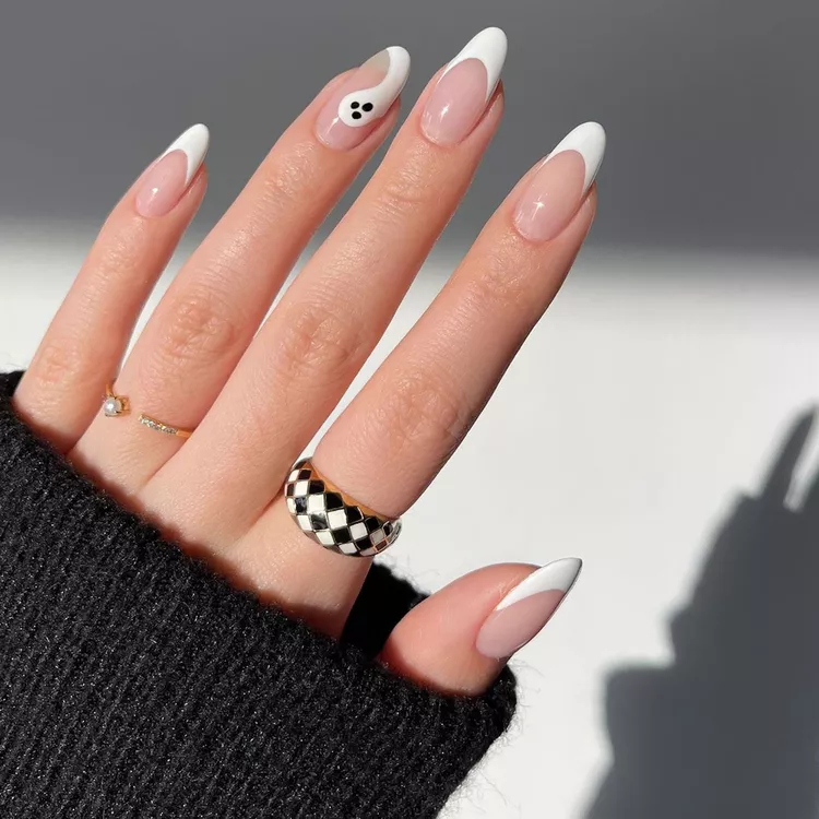 Ghost nails