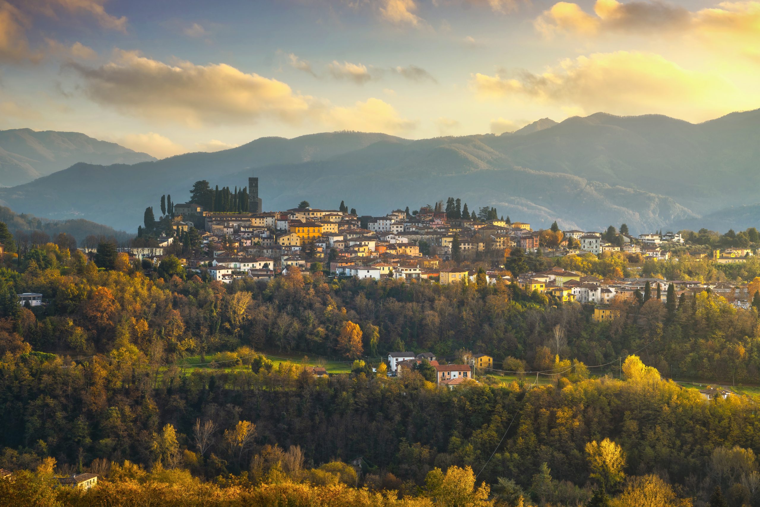 Barga, Italy © Stevanzz Dreamstime.com