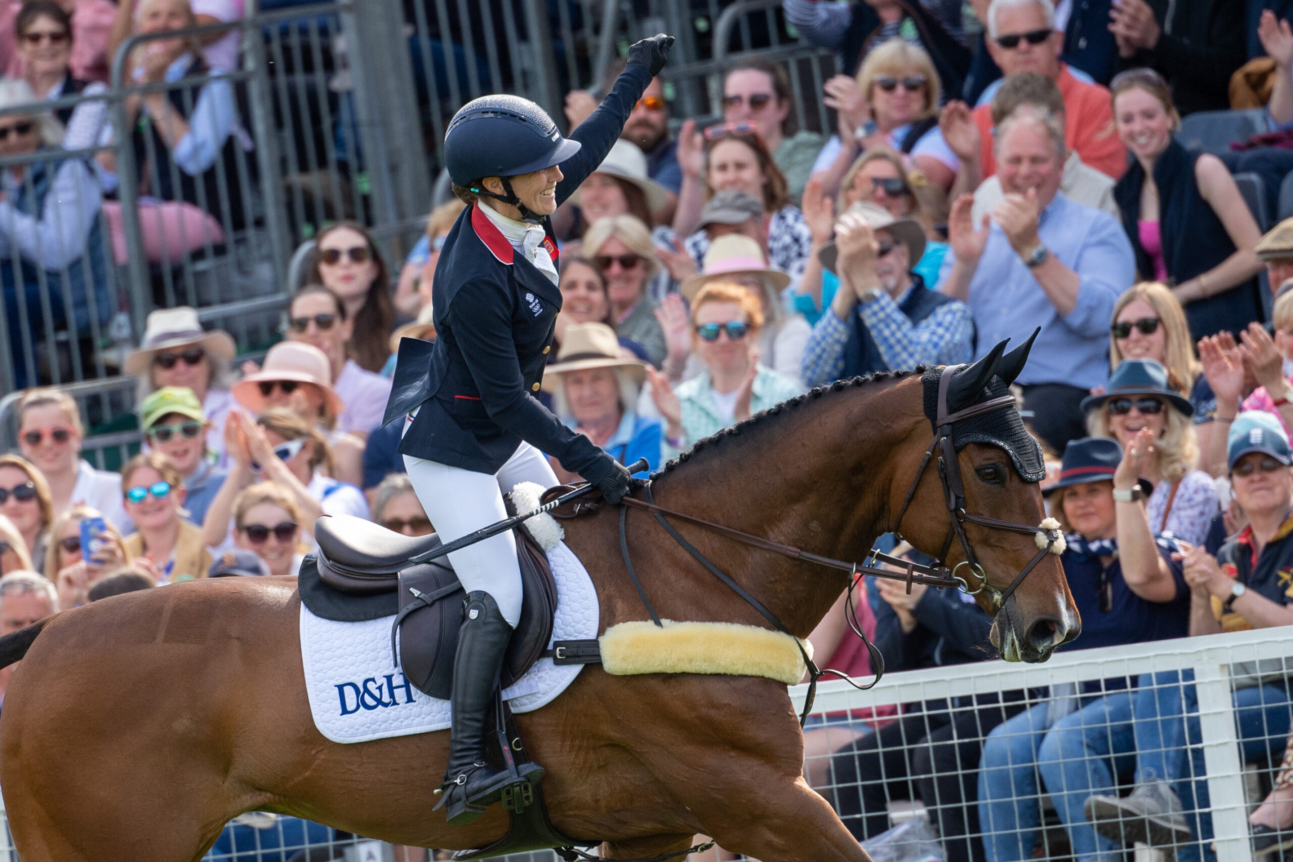 Laura Collett (GBR) & London 52 - Jumping - Badminton Horse Trials 2022 - Badminton House, Gloucestershire, United Kingdom - 08 May 2022