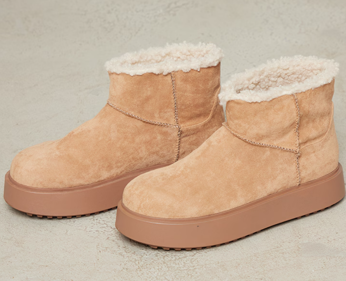 PrettyLittleThing Ugg dupes