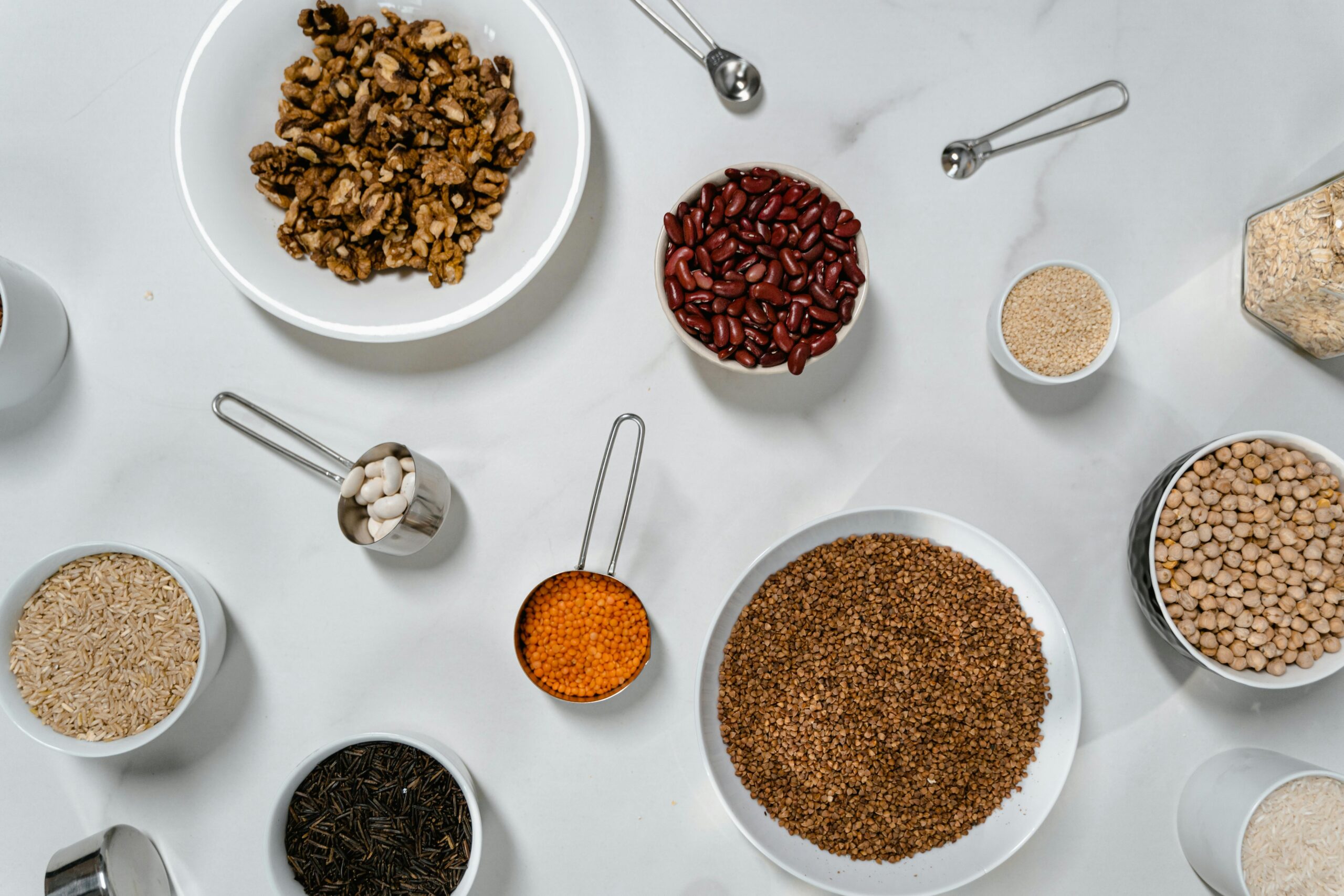 bowls containing types of grains