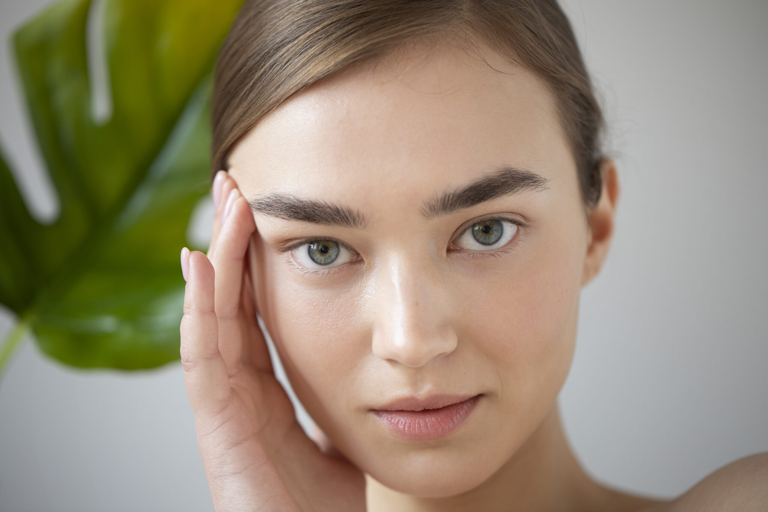 Woman with shaped eyebrows