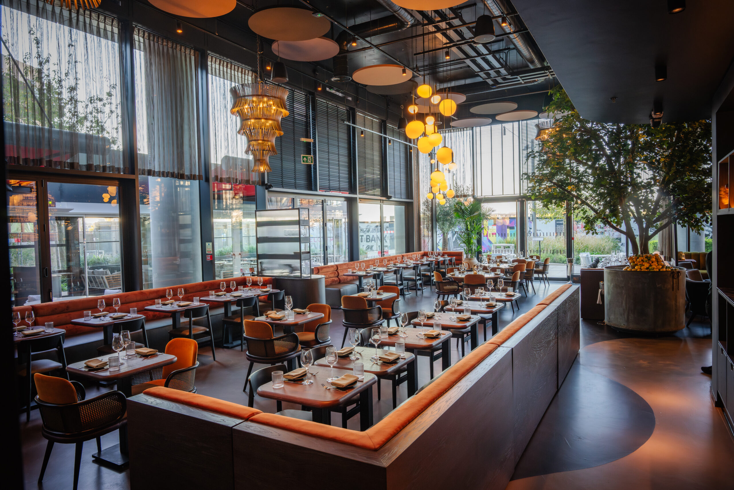Hera restaurant in Stratford