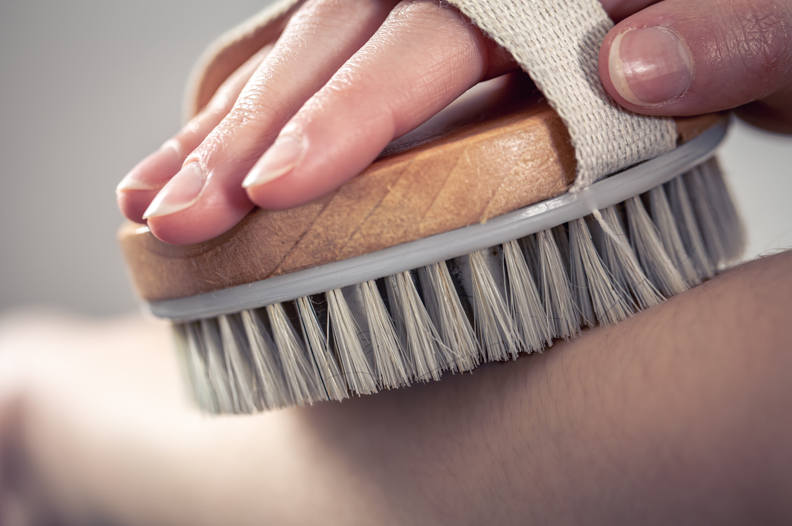 Dry brush
