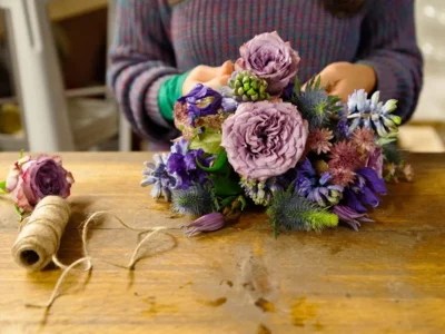Flower arranging class at Sweet Pea flowers