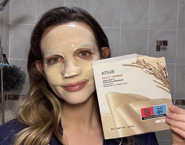 Evelyn Richards wears an Anua Rice 70 Glow Collagen Mask