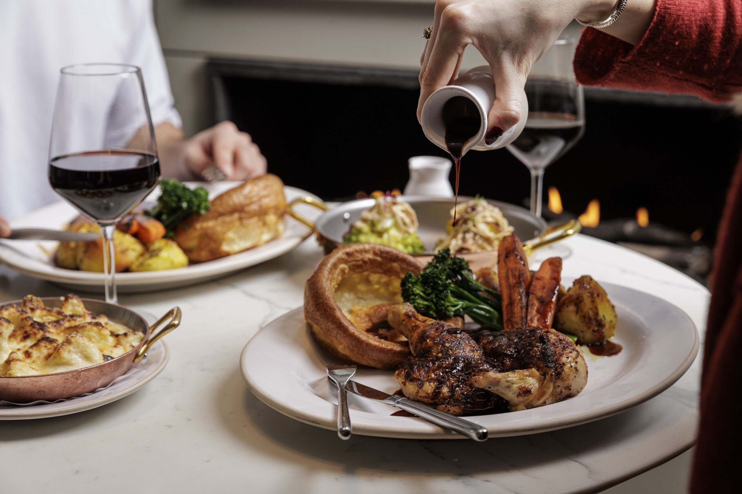 Kitchen At Holmes roast dinner