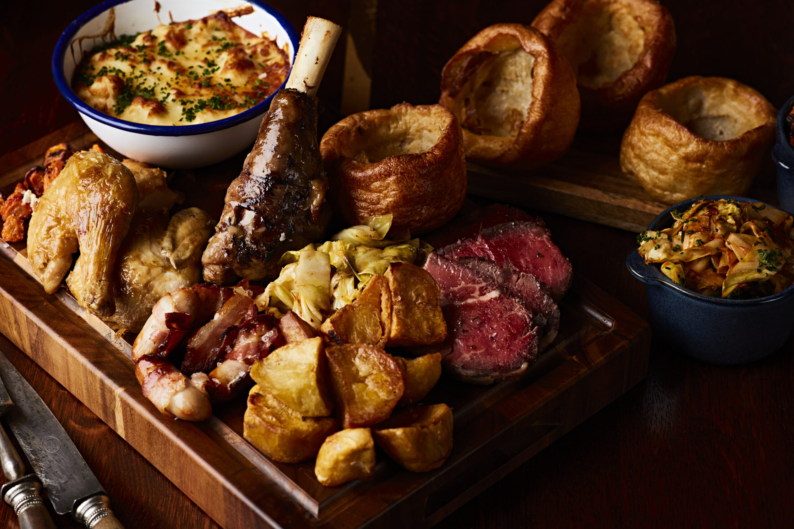 Pivot sharing roast dinner