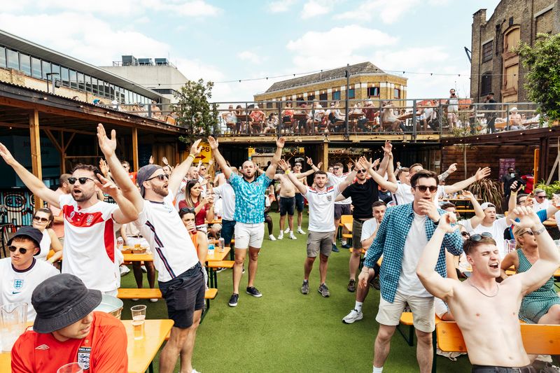 people cheering at Vinegar Yard