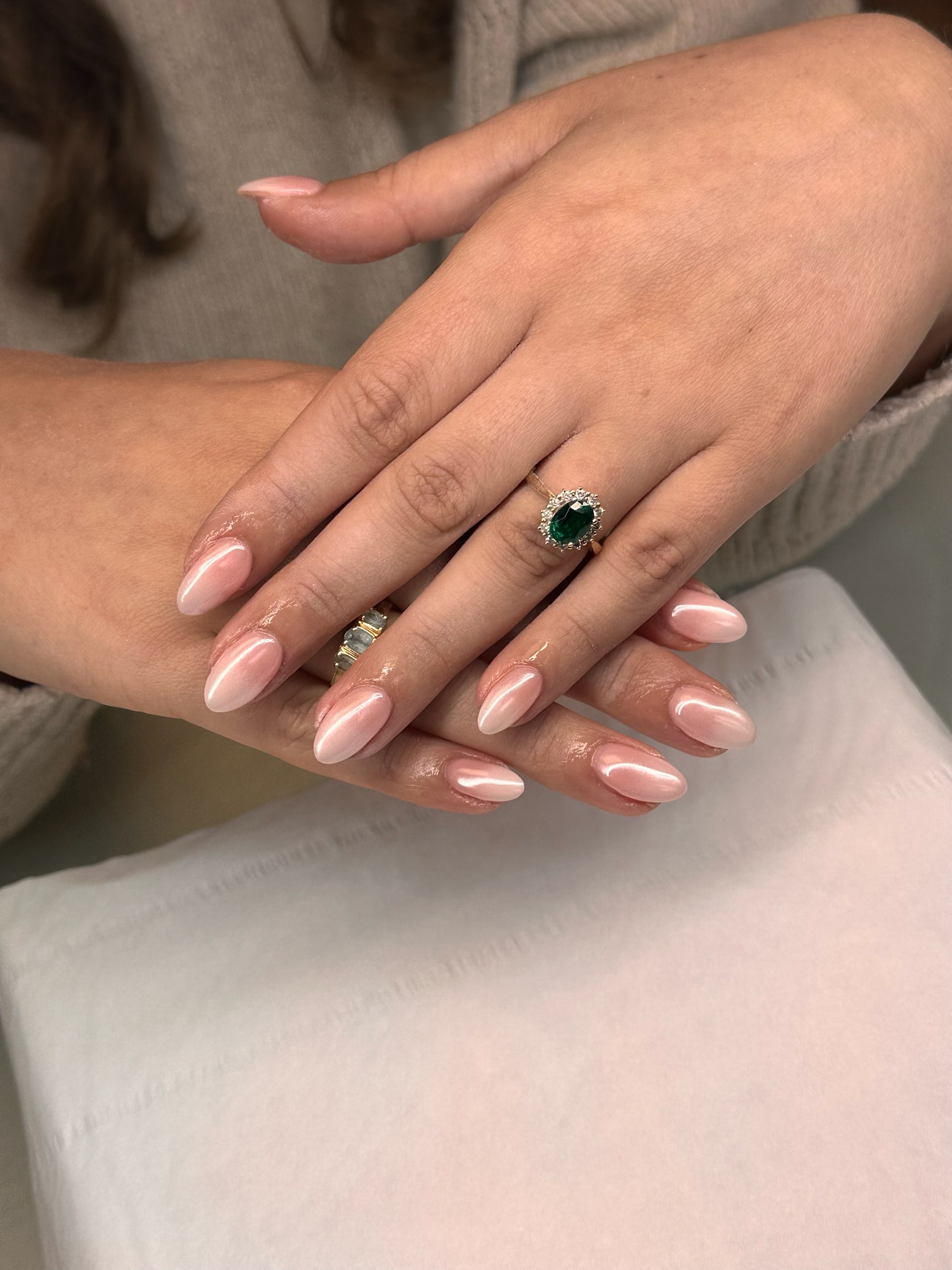 Pearl nails