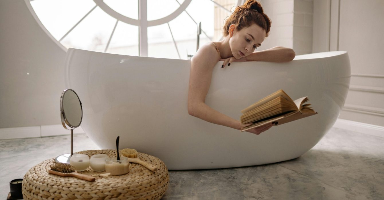 0 Home Spa night header pexels-yankrukov-7020053